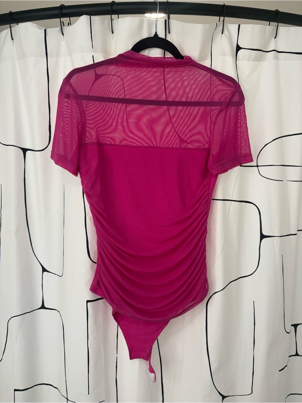 Source Unknown Fuchsia Mesh Ruched Short Sleeve Bodysuit